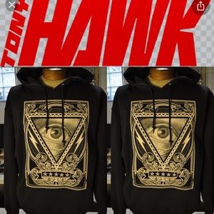 Tony Hawk preloved all great seeing 👁sweater 💕